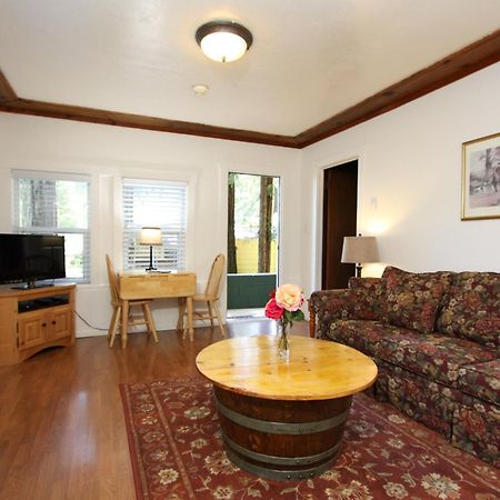 Fern Grove Cottages Guerneville Eksteriør bilde