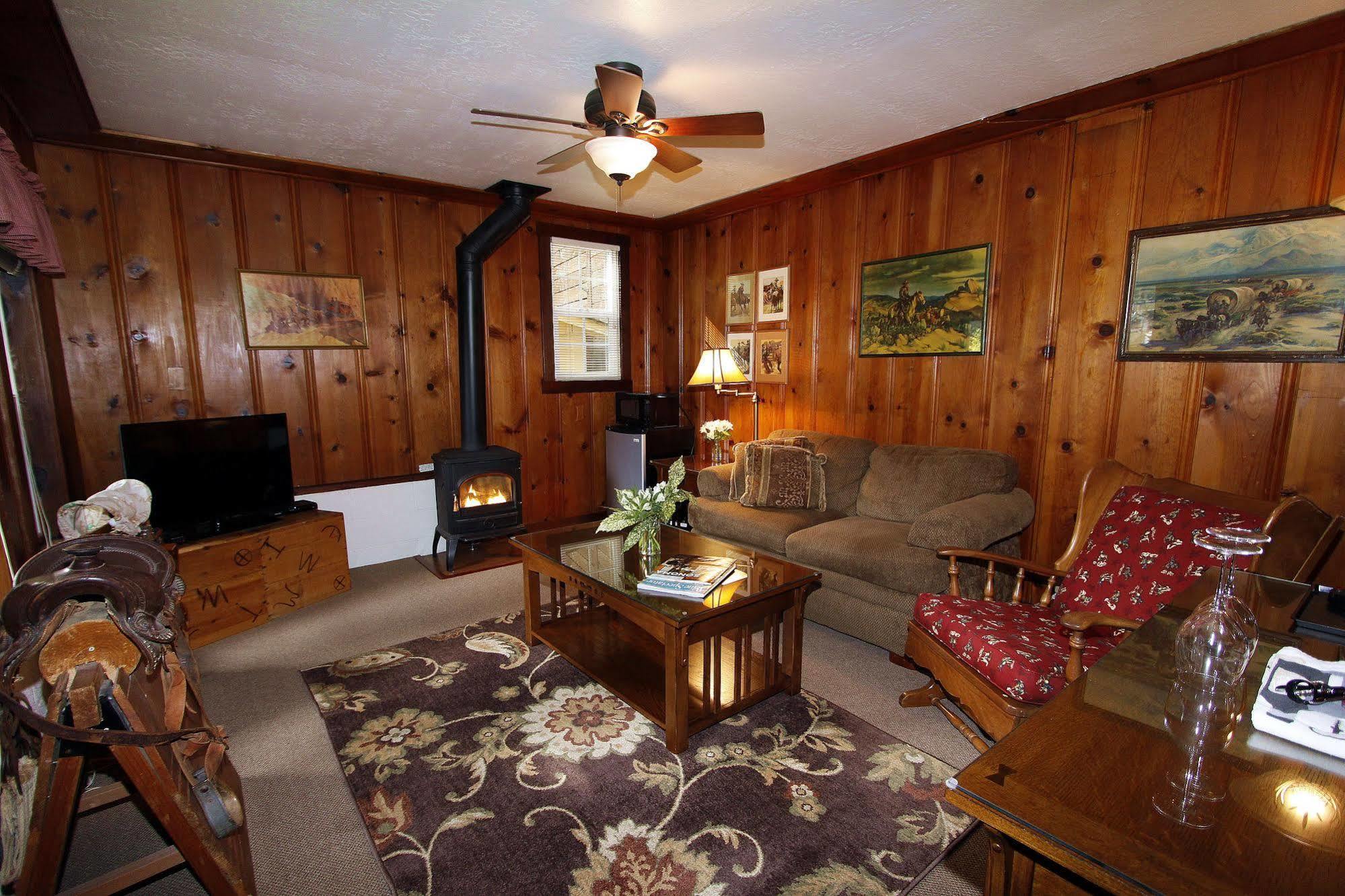 Fern Grove Cottages Guerneville Eksteriør bilde